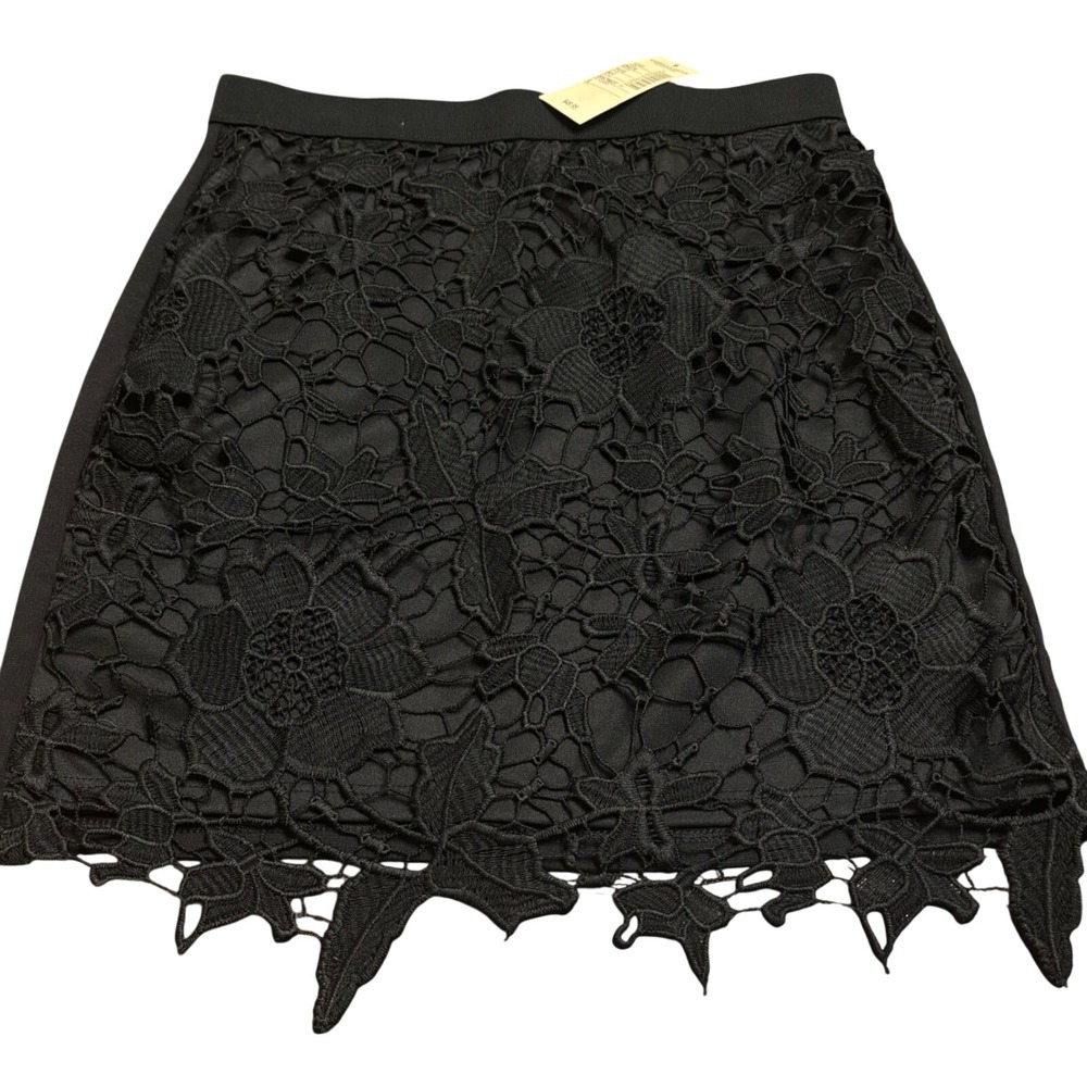 American Eagle Black Lace Mini Skirt Size 0 NWT Floral Scalloped Hem Zip Back